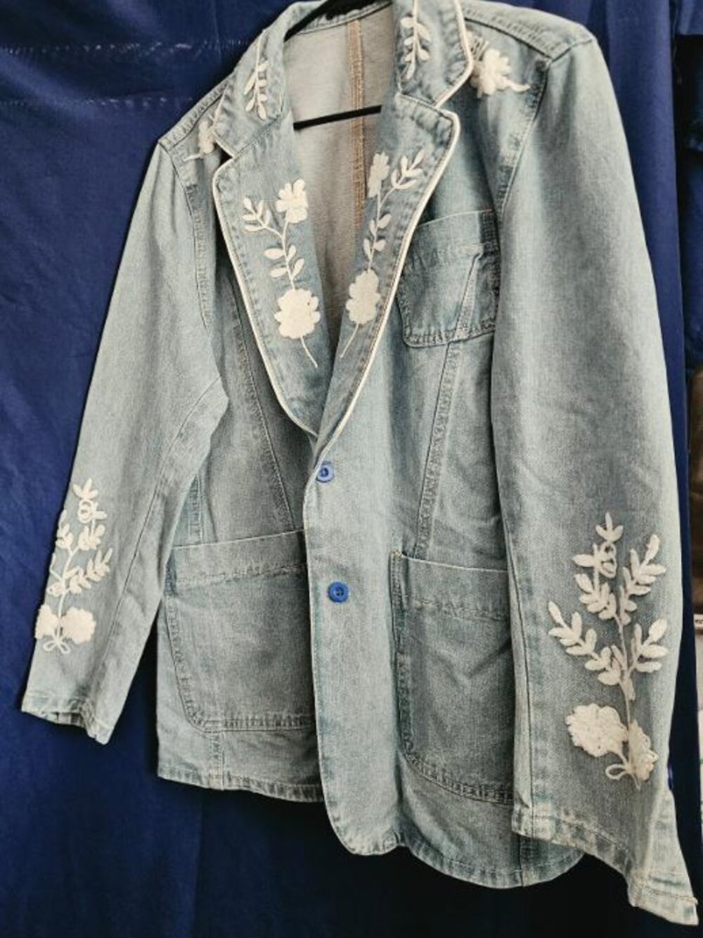 Giovanco Embroidered Denim Jacket